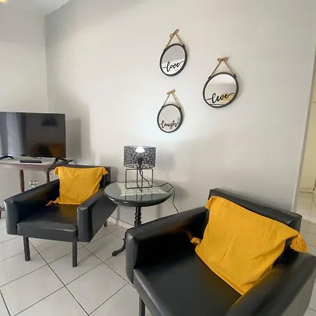 Διαμέρισμα Loft In The Heart Of Center